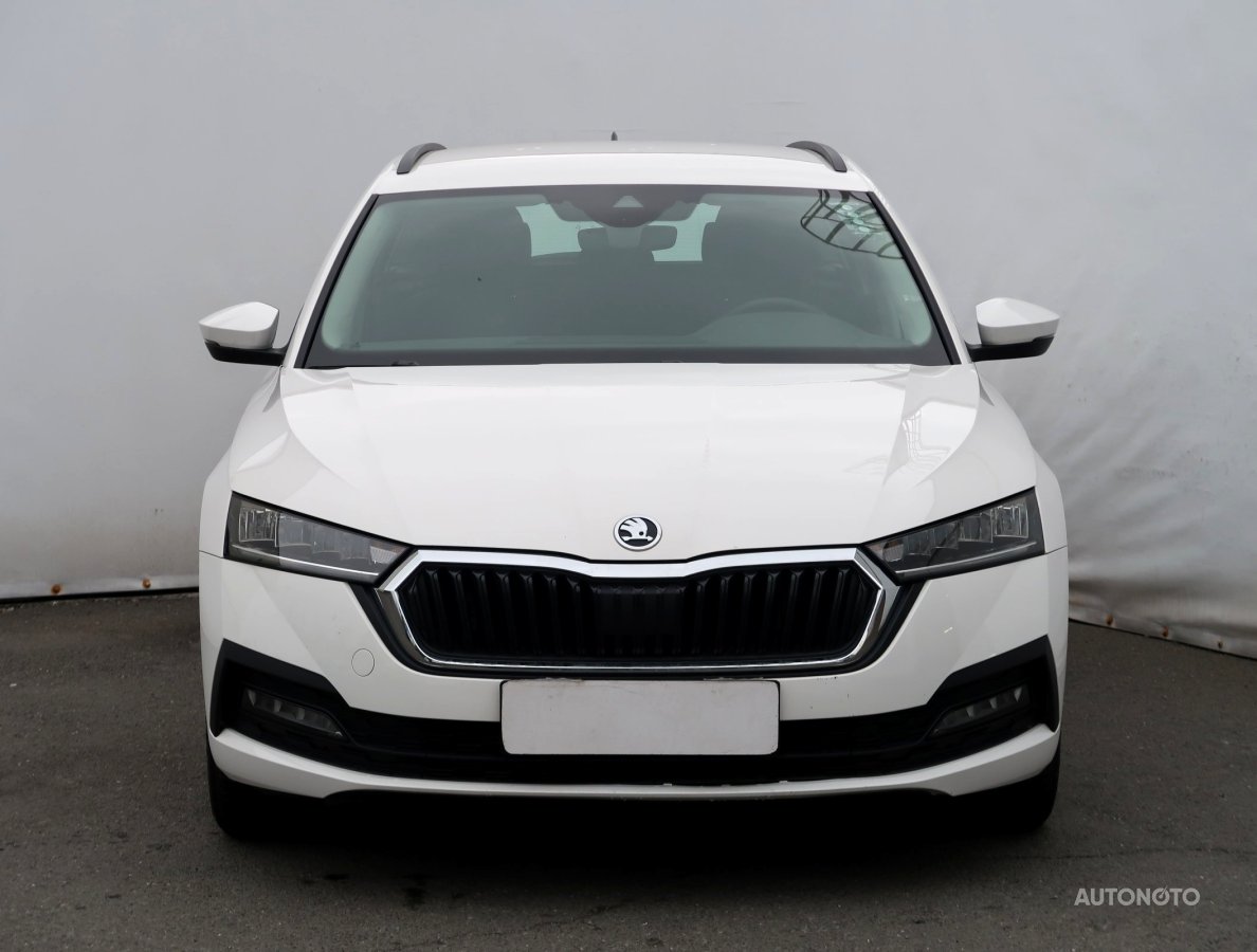 Škoda Octavia, 2022 - pohled č. 2