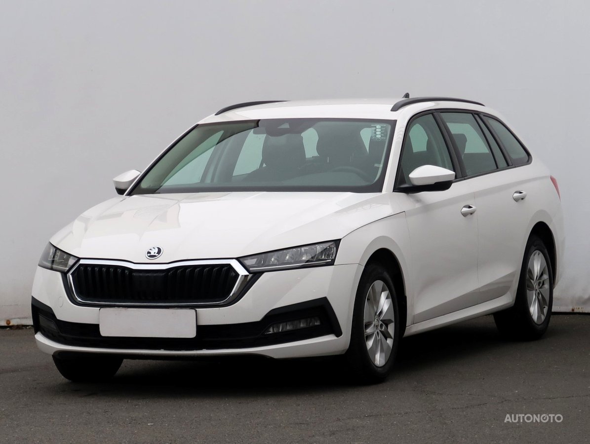 Škoda Octavia, 2022 - pohled č. 3