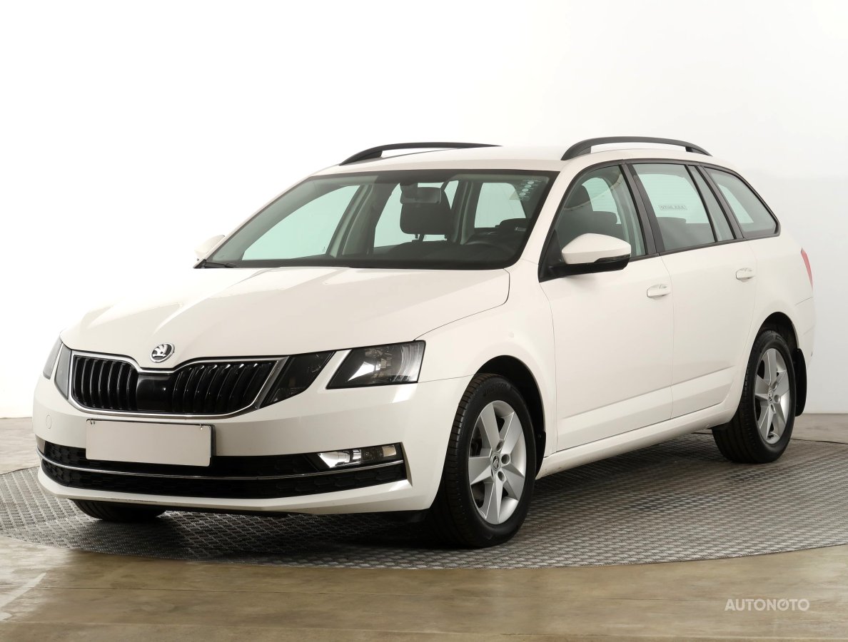 Škoda Octavia, 2019 - pohled č. 3