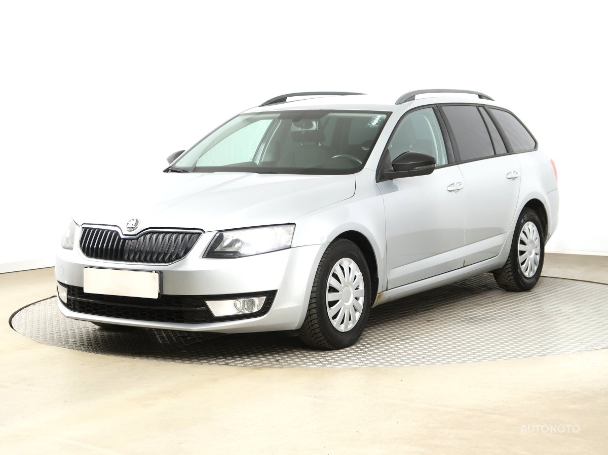 Škoda Octavia, 2013 - pohled č. 3