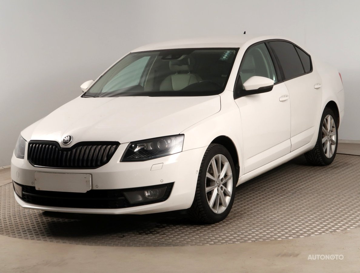 Škoda Octavia, 2013 - pohled č. 3
