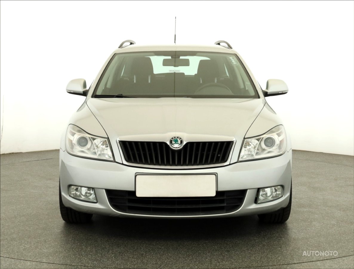 Škoda Octavia, 2012 - pohled č. 2