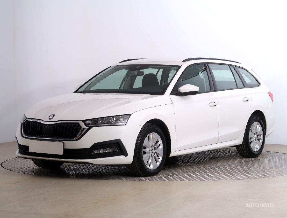 Škoda Octavia, 2021 - pohled č. 3