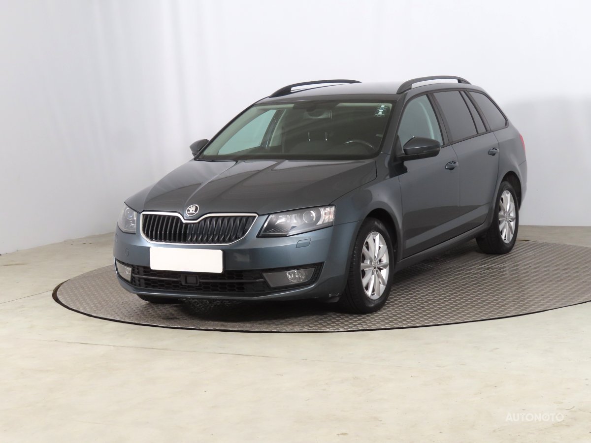 Škoda Octavia, 2015 - pohled č. 3