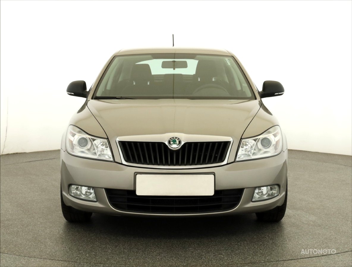 Škoda Octavia, 2012 - pohled č. 2