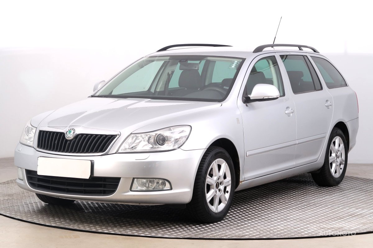 Škoda Octavia, 2012 - pohled č. 3