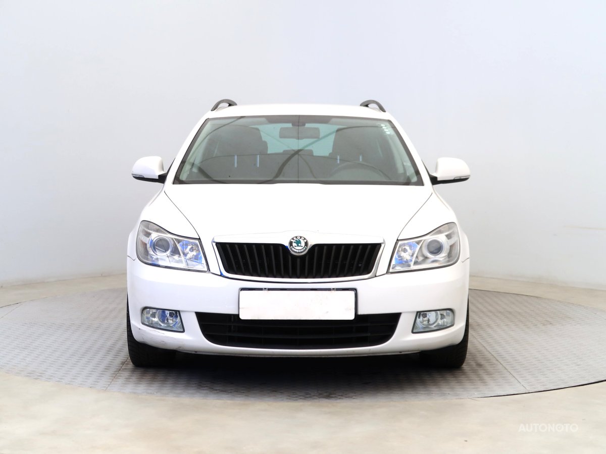 Škoda Octavia, 2011 - pohled č. 2