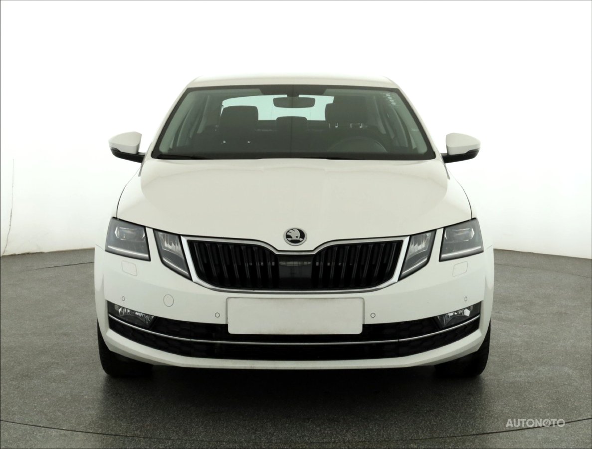 Škoda Octavia, 2019 - pohled č. 2