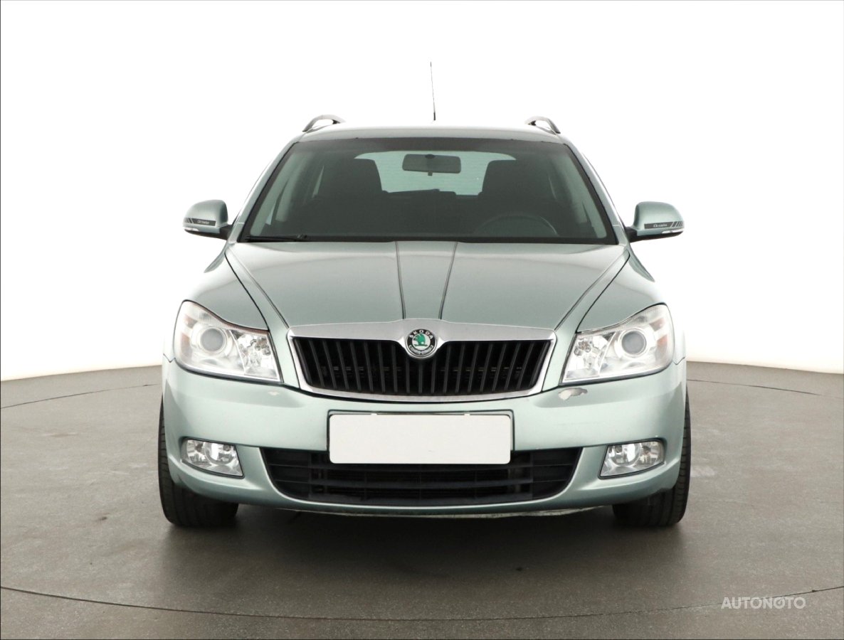 Škoda Octavia, 2009 - pohled č. 2