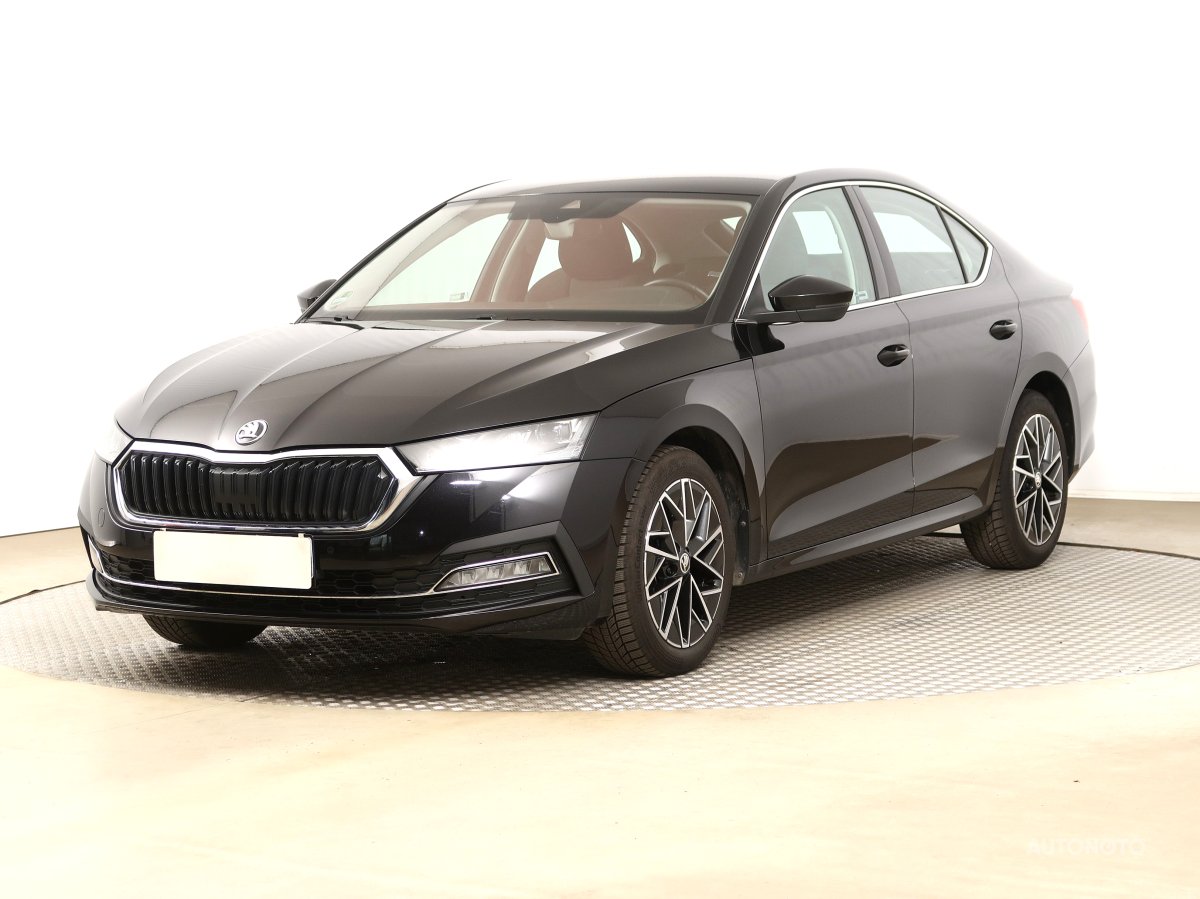 Škoda Octavia, 2021 - pohled č. 3