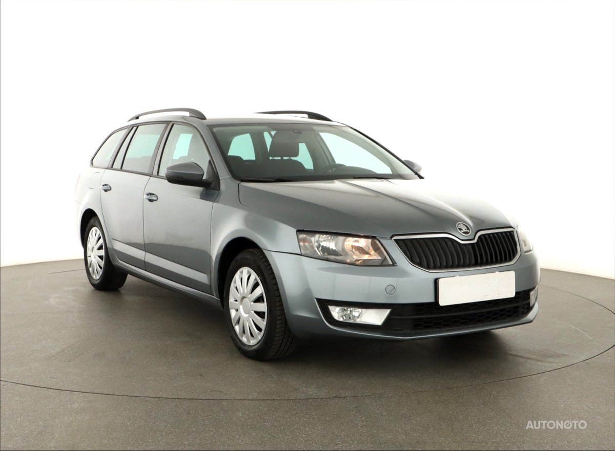 Škoda Octavia, 2013 - celkový pohled