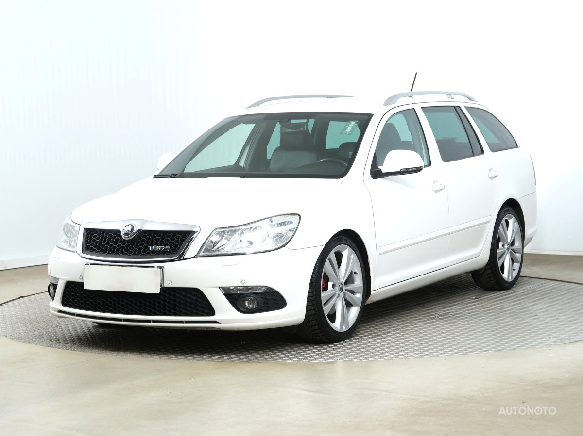Škoda Octavia, 2011 - pohled č. 3