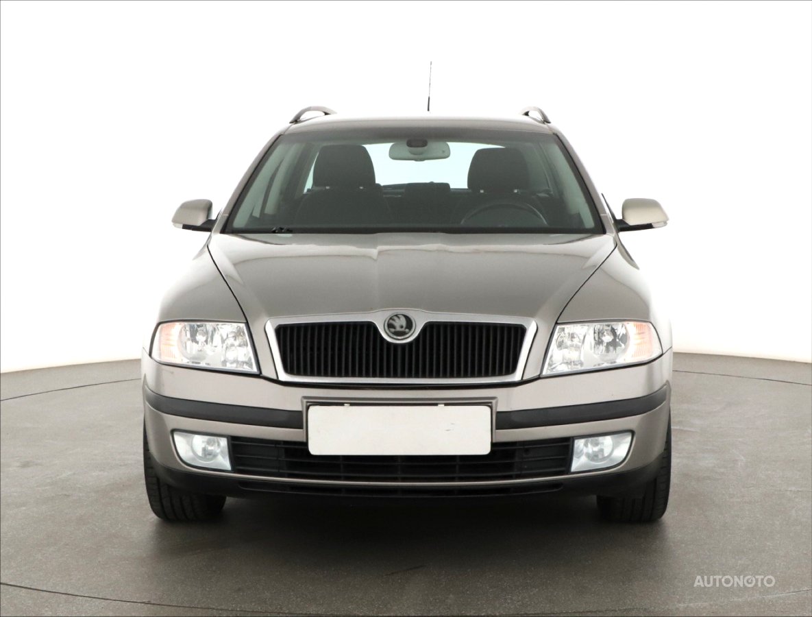 Škoda Octavia, 2008 - pohled č. 2