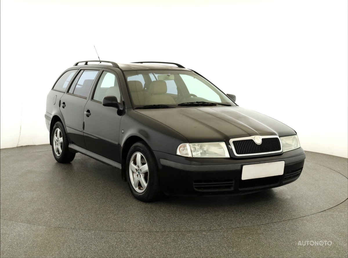 Škoda Octavia, 2000 - celkový pohled