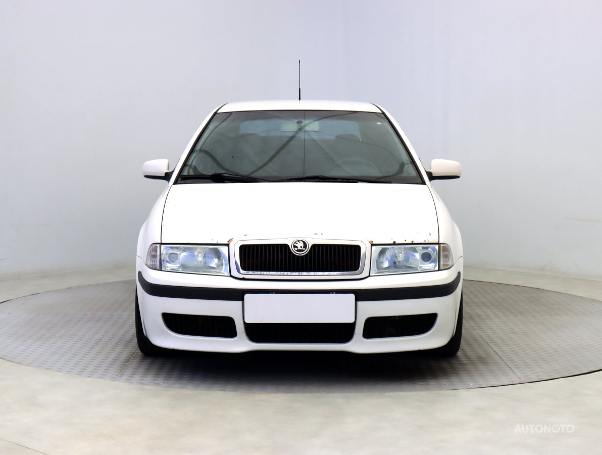 Škoda Octavia, 2004 - pohled č. 2
