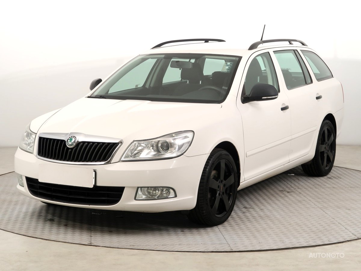 Škoda Octavia, 2012 - pohled č. 3