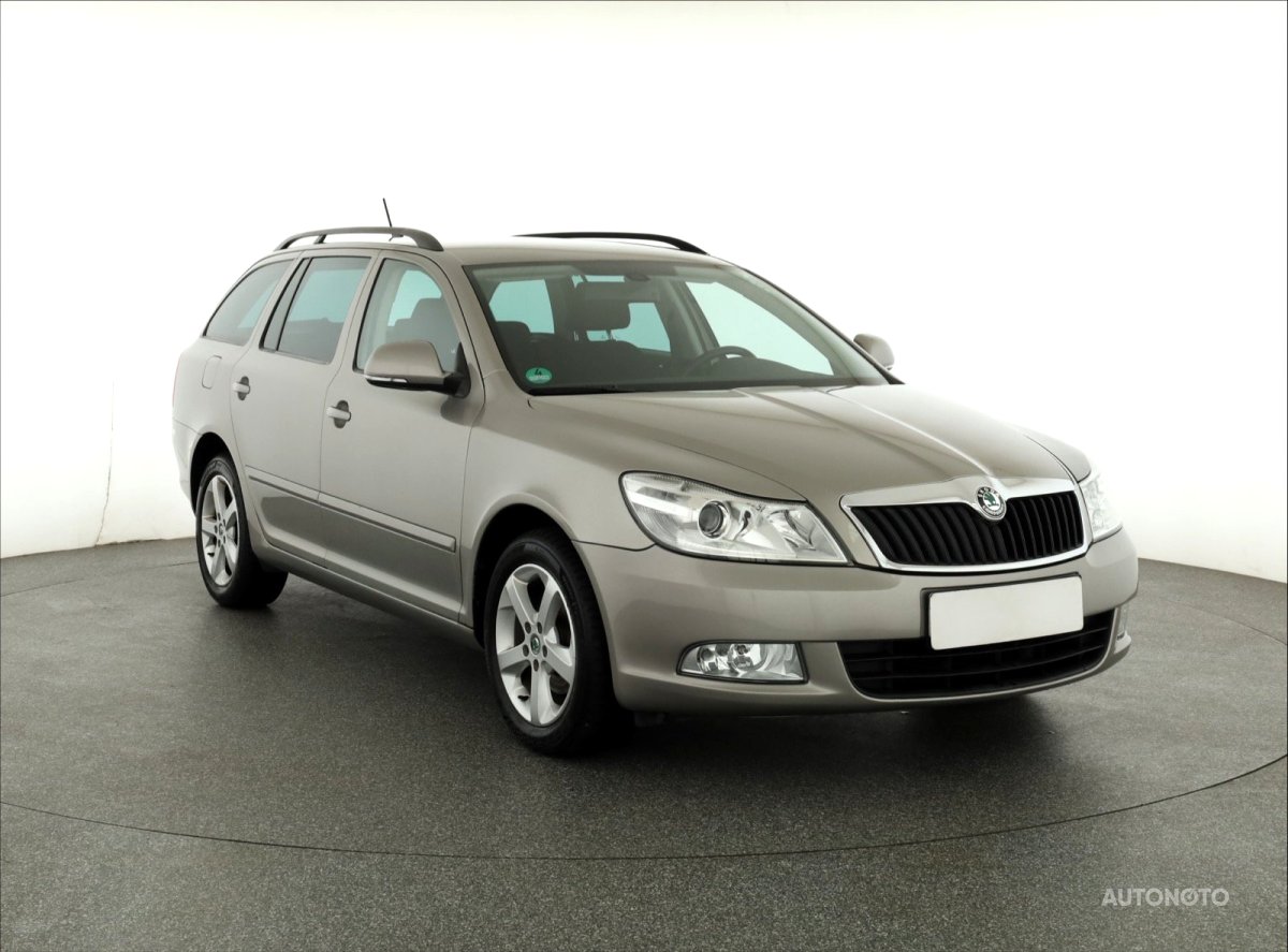 Škoda Octavia, 2013 - celkový pohled