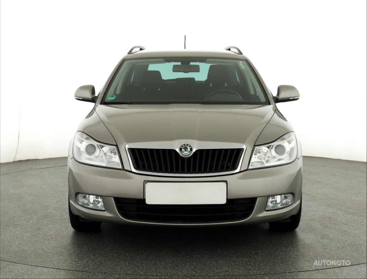 Škoda Octavia, 2013 - pohled č. 2