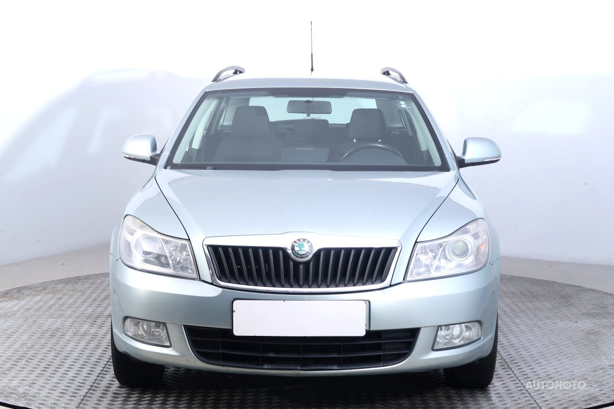 Škoda Octavia, 2009 - pohled č. 2