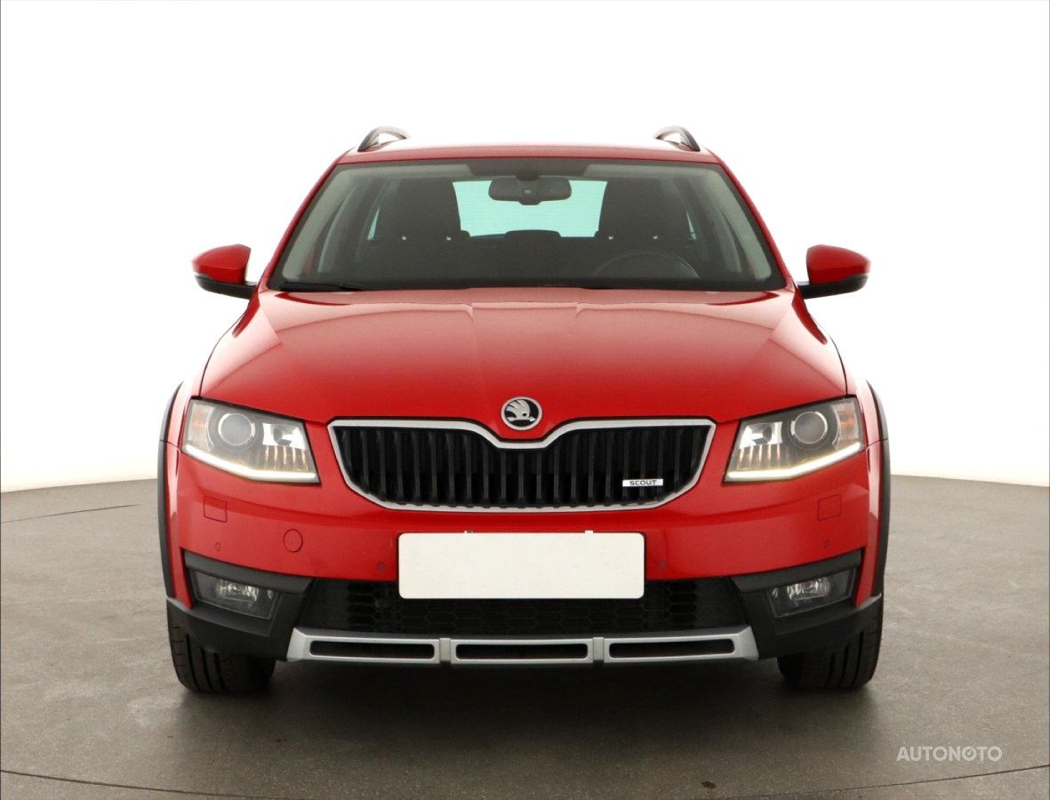 Škoda Octavia Scout, 2014 - pohled č. 2