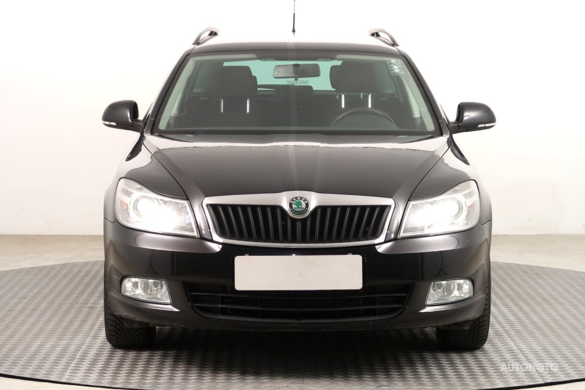 Škoda Octavia, 2012 - pohled č. 2