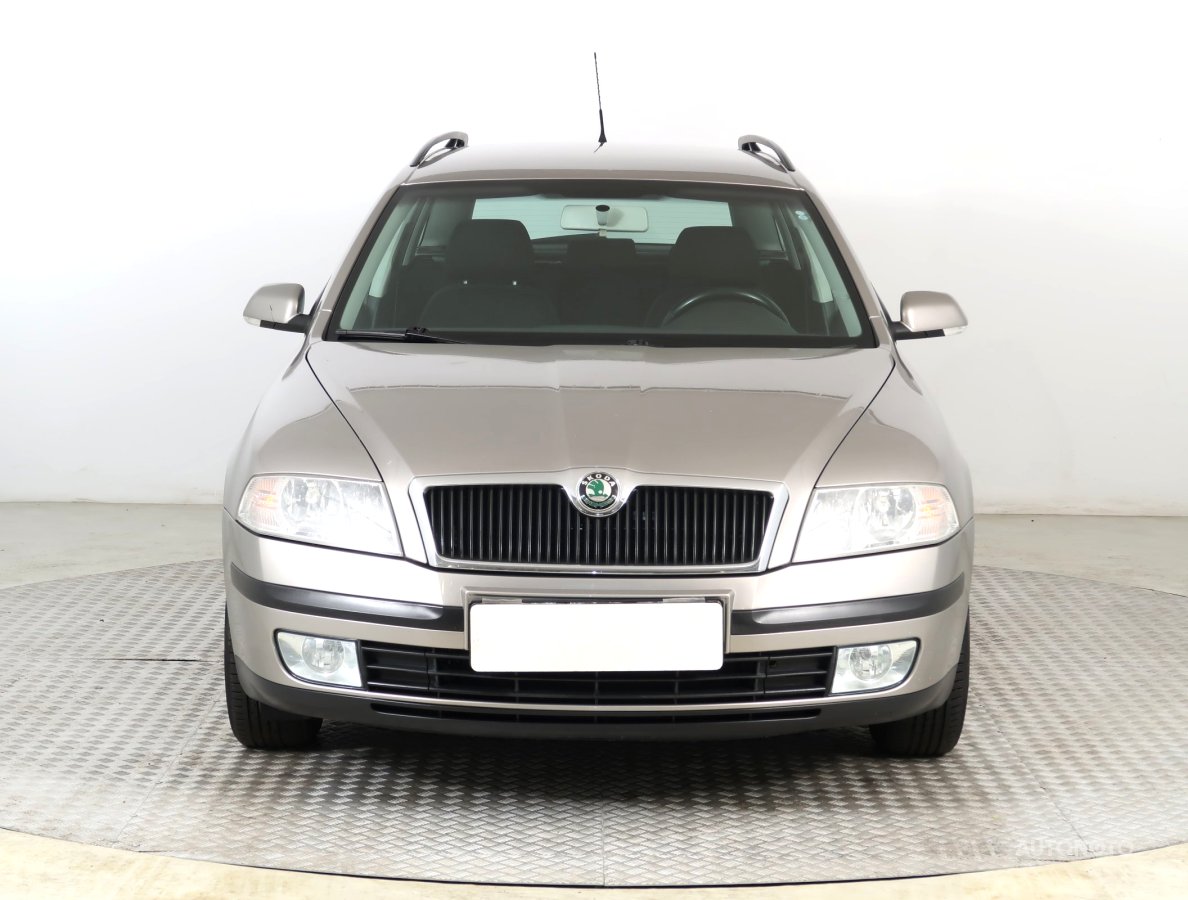 Škoda Octavia, 2008 - pohled č. 2