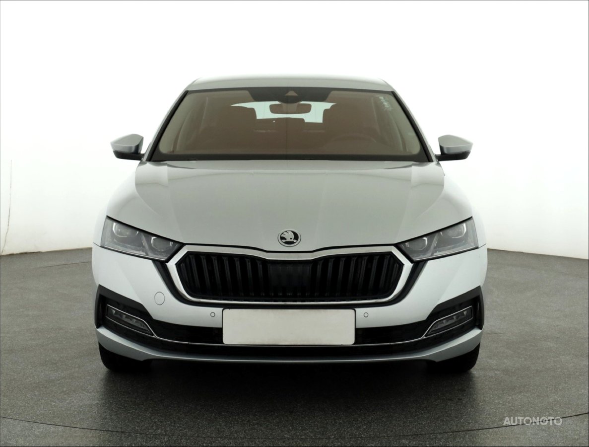 Škoda Octavia, 2023 - pohled č. 2