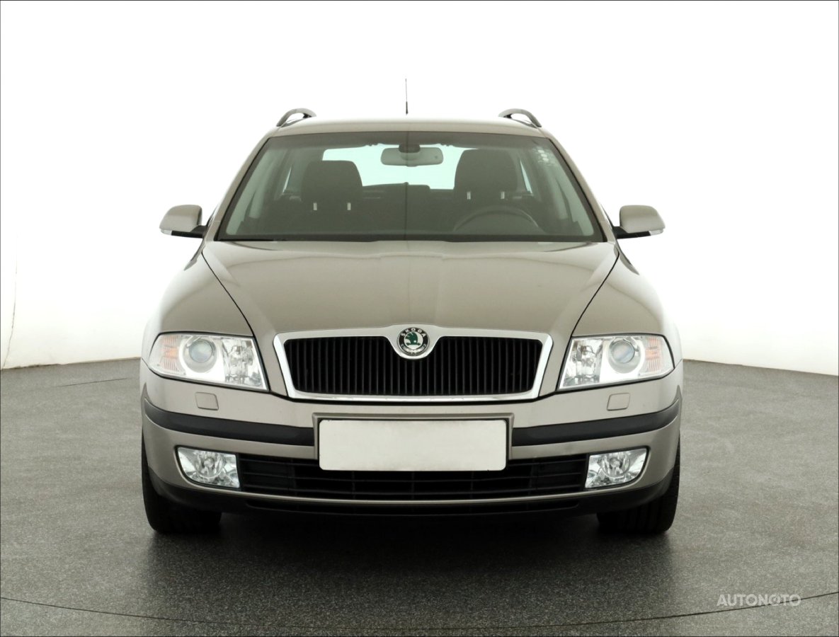 Škoda Octavia, 2007 - pohled č. 2