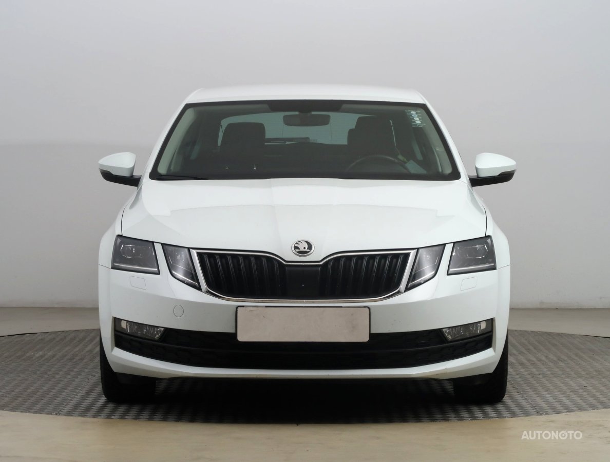 Škoda Octavia, 2019 - pohled č. 2