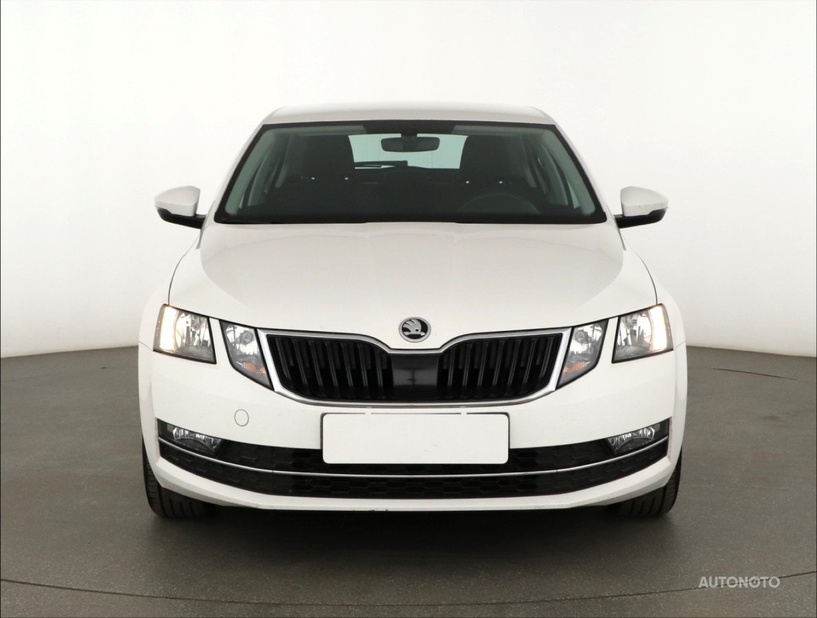 Škoda Octavia, 2019 - pohled č. 2
