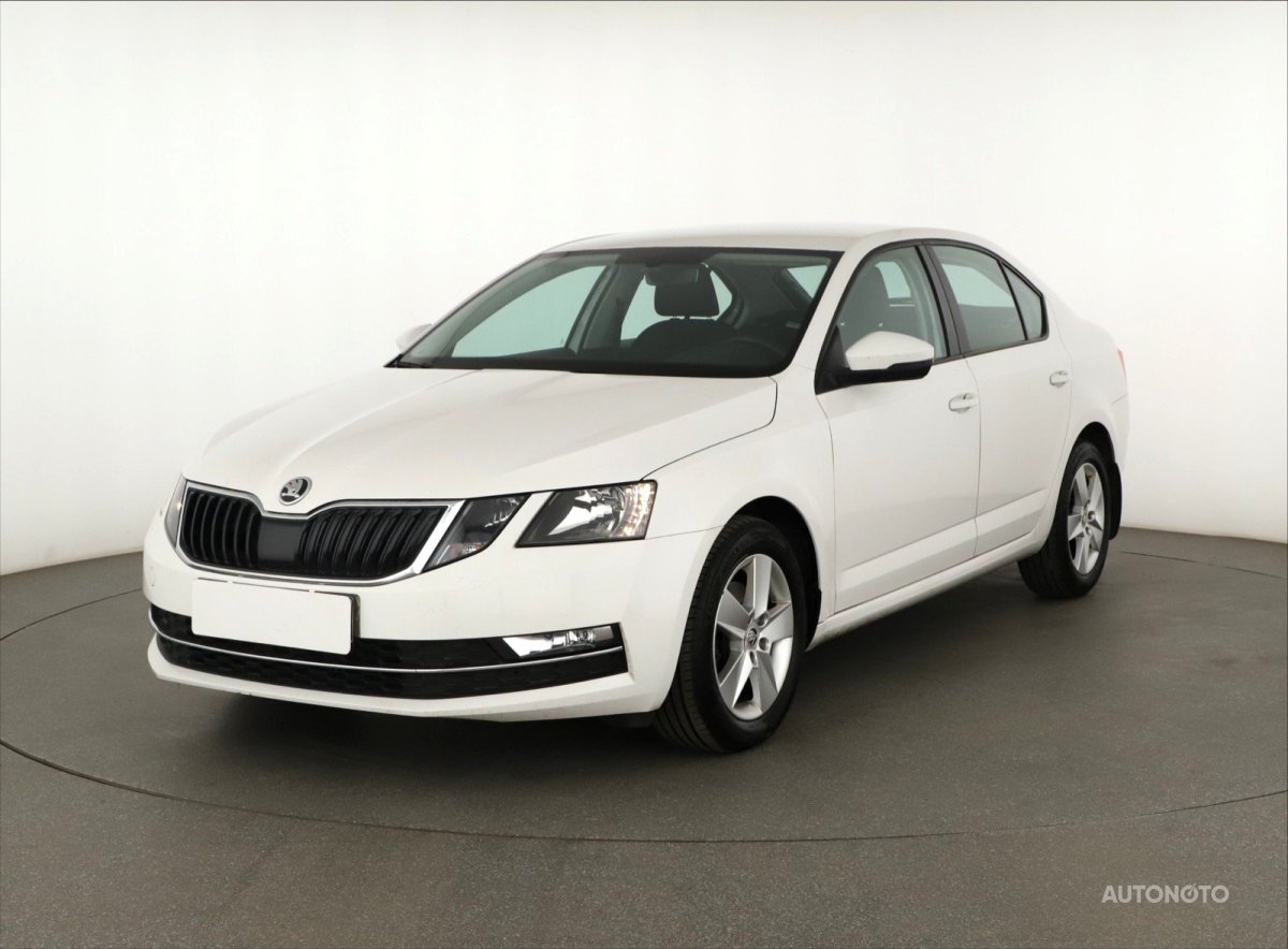 Škoda Octavia, 2019 - pohled č. 3