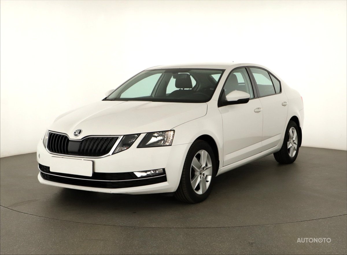 Škoda Octavia, 2019 - pohled č. 3