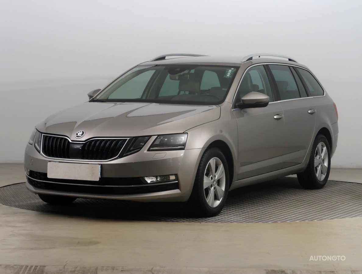 Škoda Octavia, 2017 - pohled č. 3