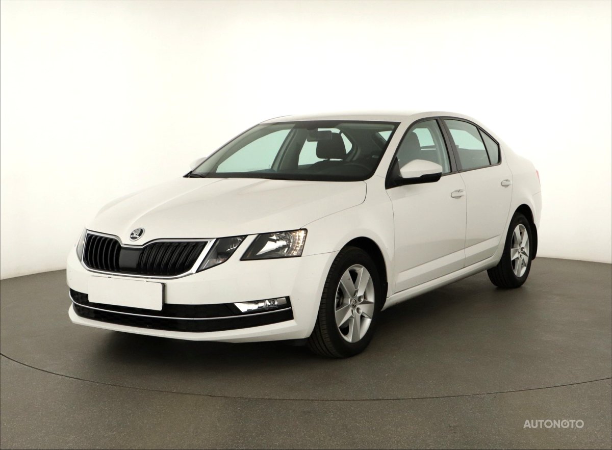 Škoda Octavia, 2019 - pohled č. 3