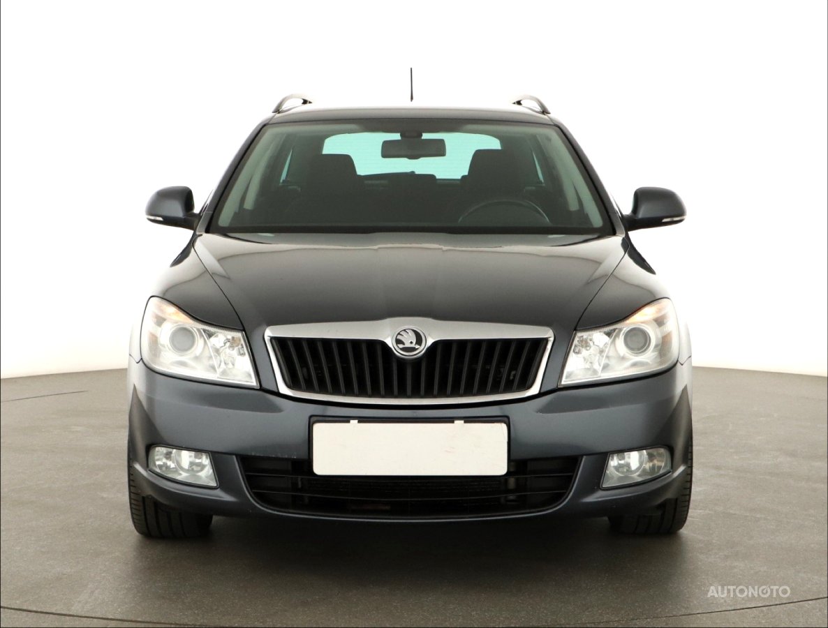 Škoda Octavia, 2012 - pohled č. 2