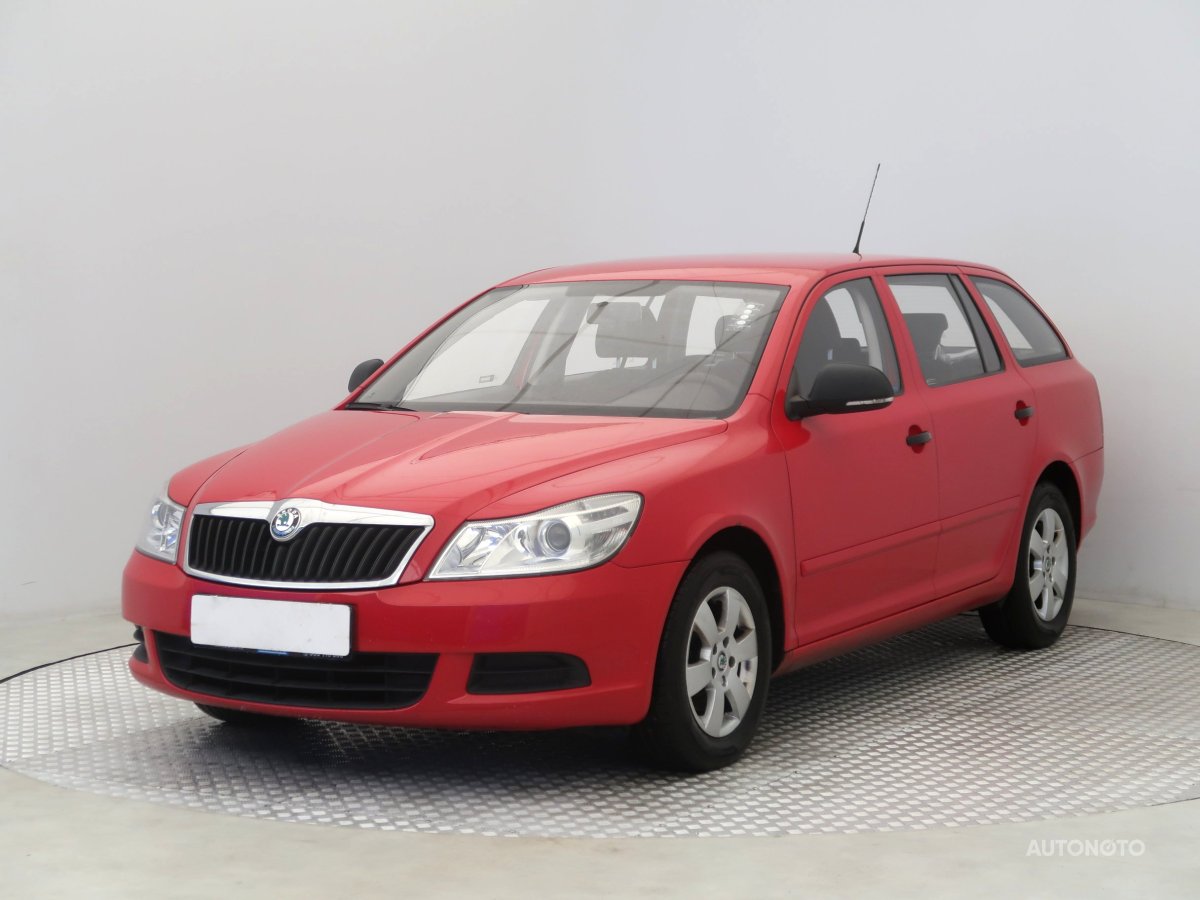Škoda Octavia, 2011 - pohled č. 3