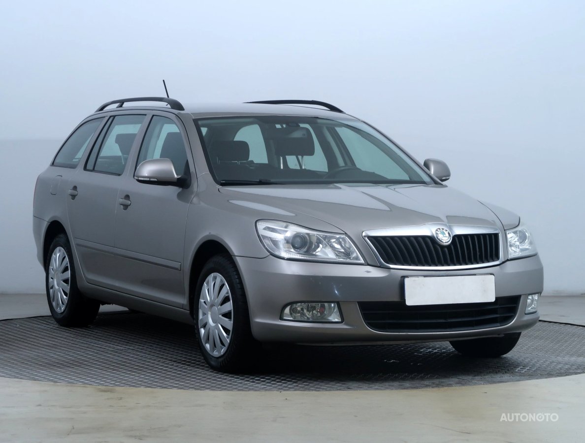 Škoda Octavia, 2011 - celkový pohled
