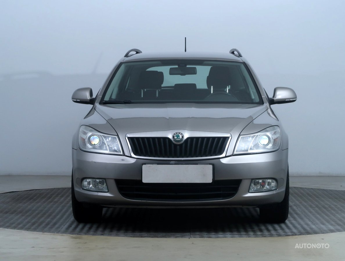 Škoda Octavia, 2011 - pohled č. 2