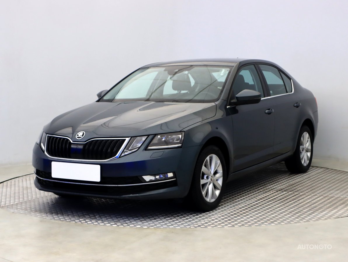 Škoda Octavia, 2019 - pohled č. 3
