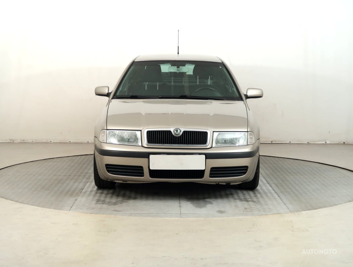 Škoda Octavia, 2004 - pohled č. 2