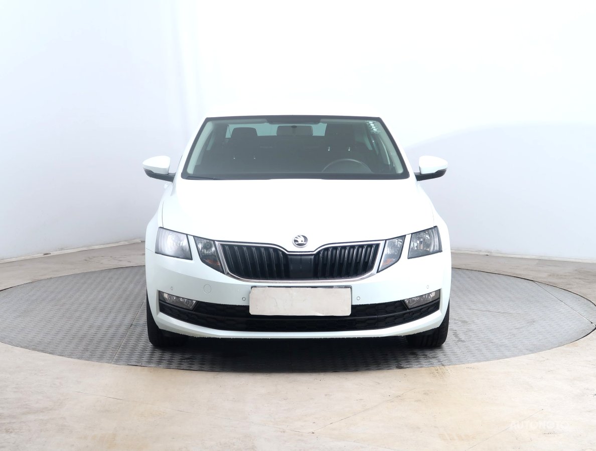 Škoda Octavia, 2019 - pohled č. 2