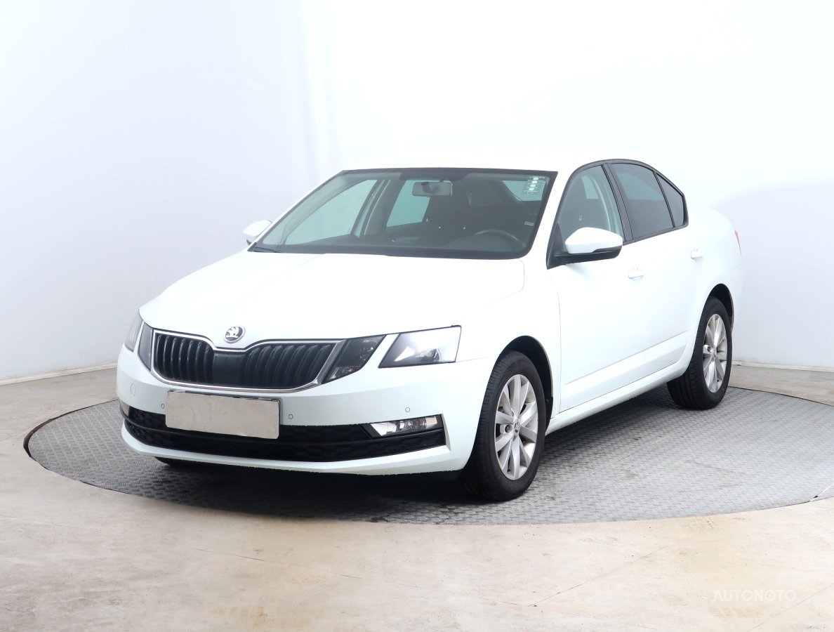 Škoda Octavia, 2019 - pohled č. 3