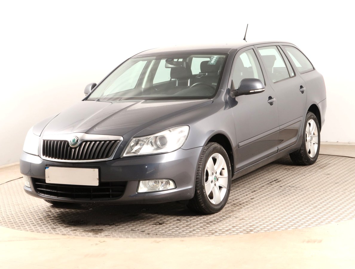 Škoda Octavia, 2012 - pohled č. 2