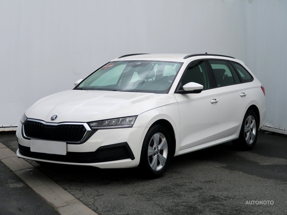 Škoda Octavia, 2020 - pohled č. 3