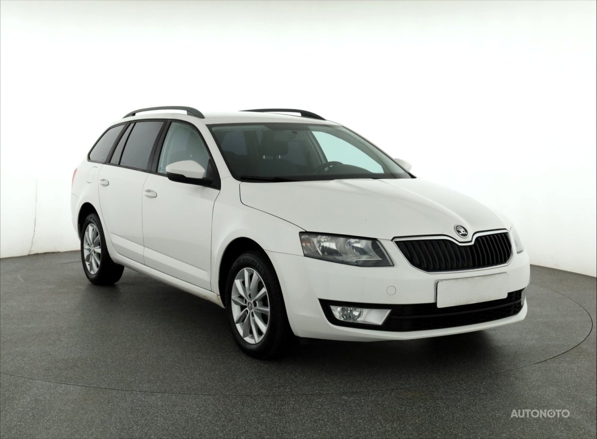 Škoda Octavia, 2013 - celkový pohled