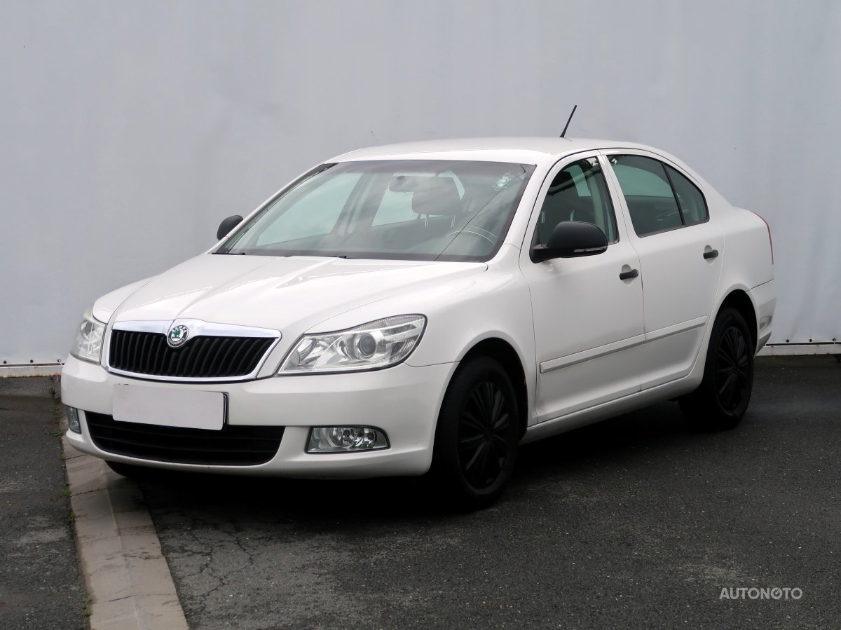 Škoda Octavia, 2012 - pohled č. 3