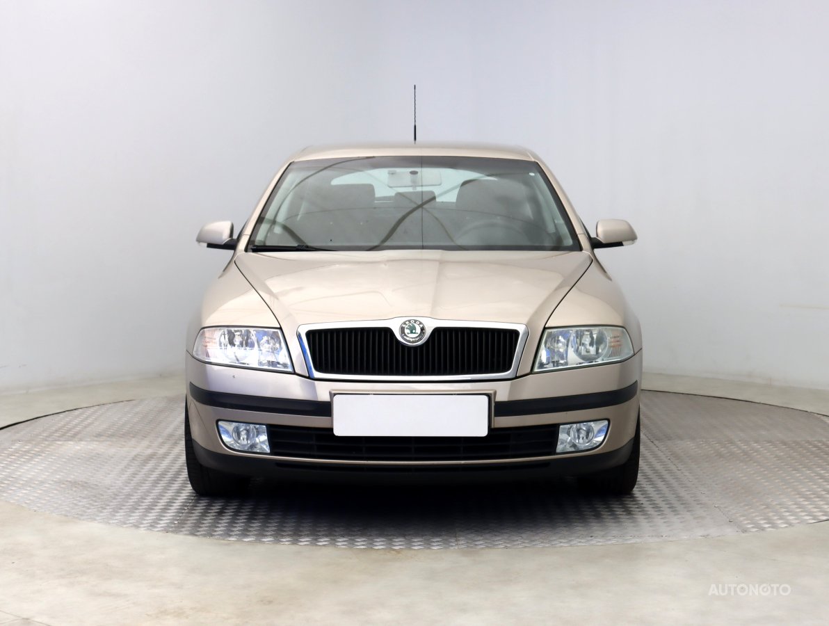 Škoda Octavia, 2006 - pohled č. 2
