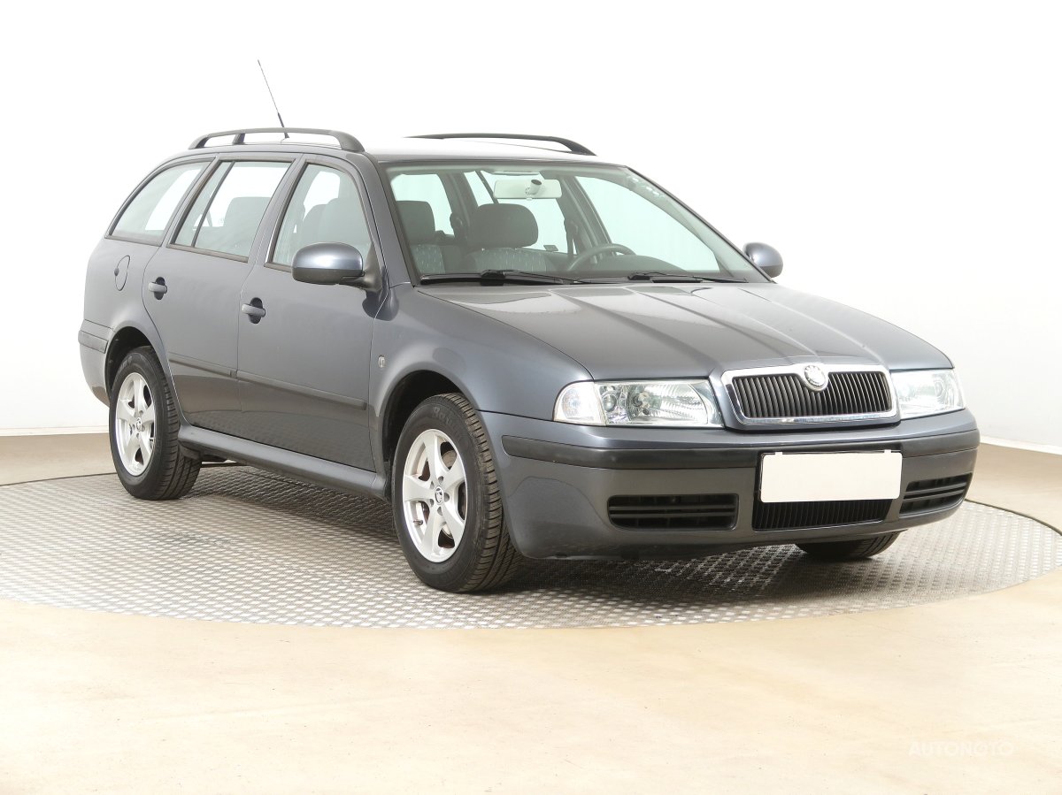 Škoda Octavia, 2010 - celkový pohled
