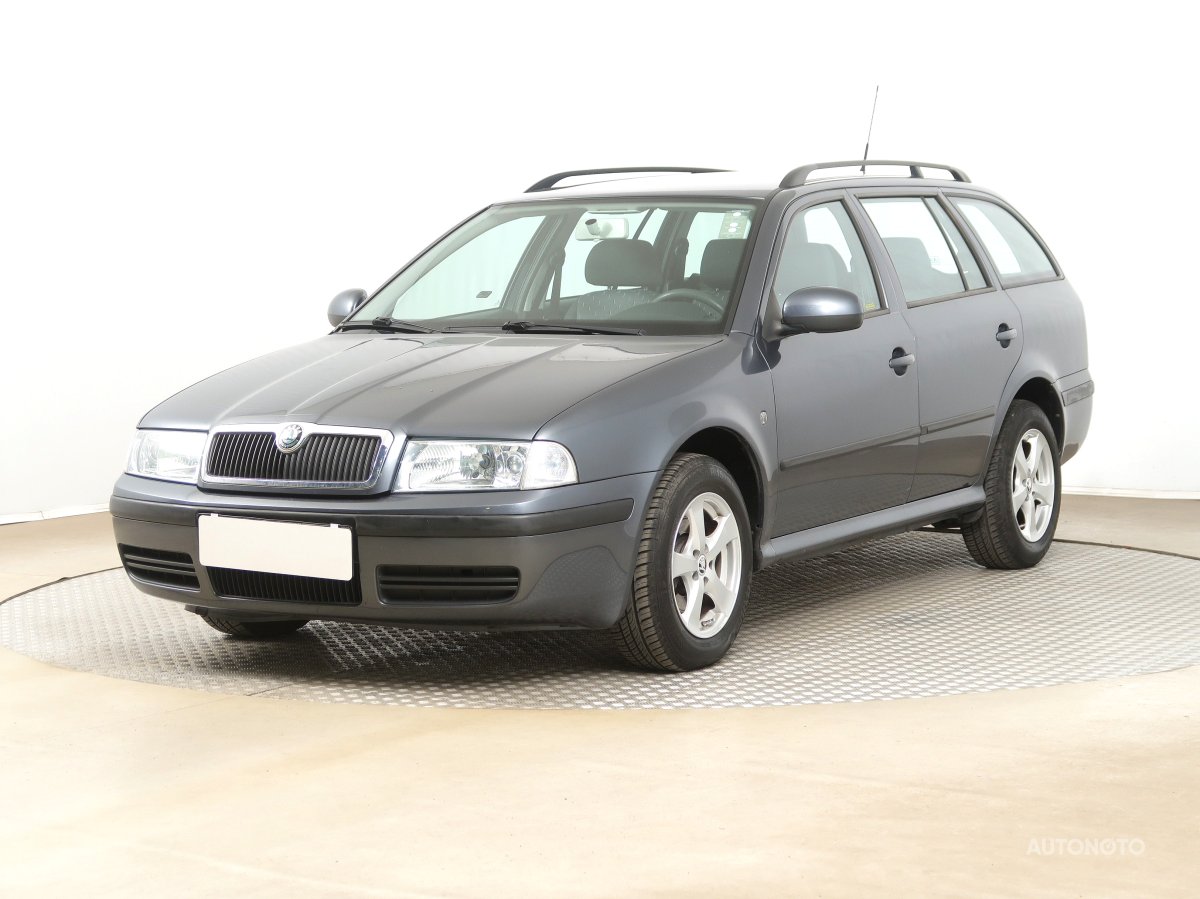 Škoda Octavia, 2010 - pohled č. 3