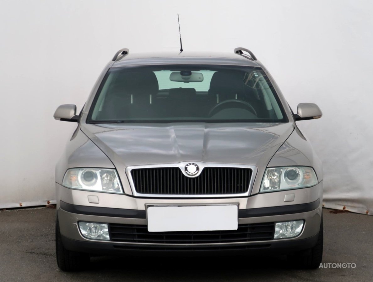 Škoda Octavia, 2006 - pohled č. 2